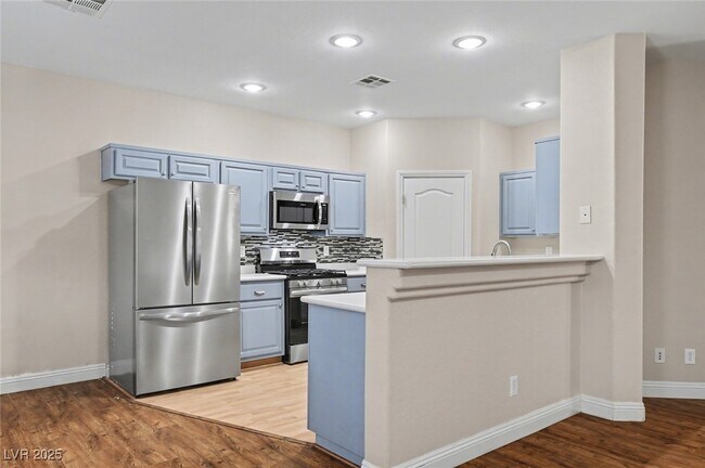 Building Photo - 1123 Aldenwood Ave