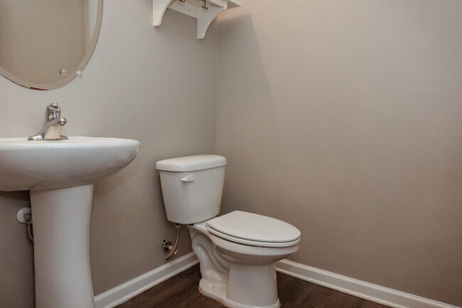 Building Photo - 4624 Plover Dr