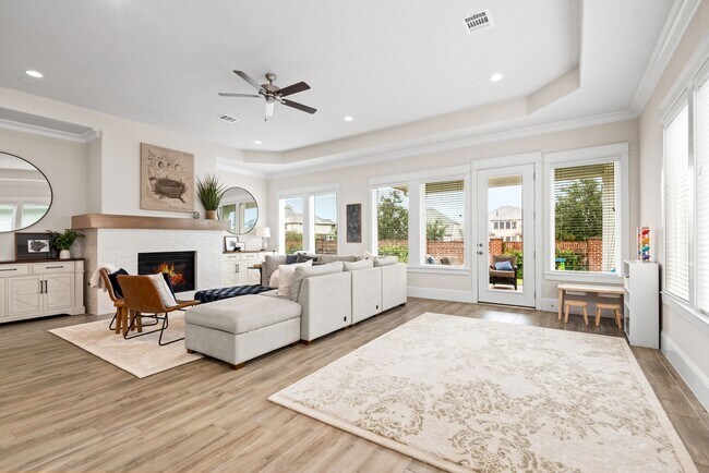 Building Photo - 2335 Pale Star Dr