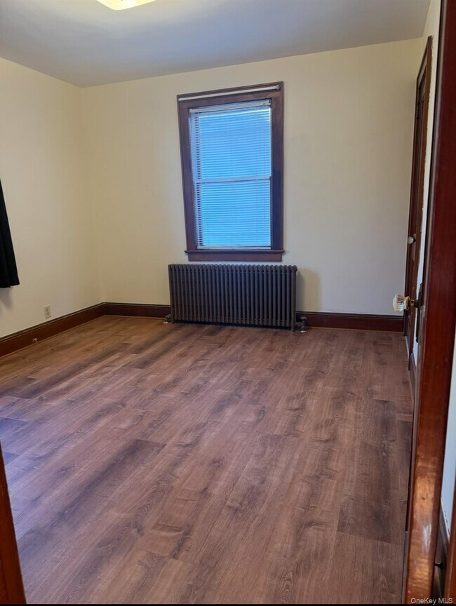 Building Photo - 242 Deep Hole Rd