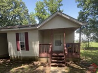 Building Photo - 126 Bybee Woods Dr
