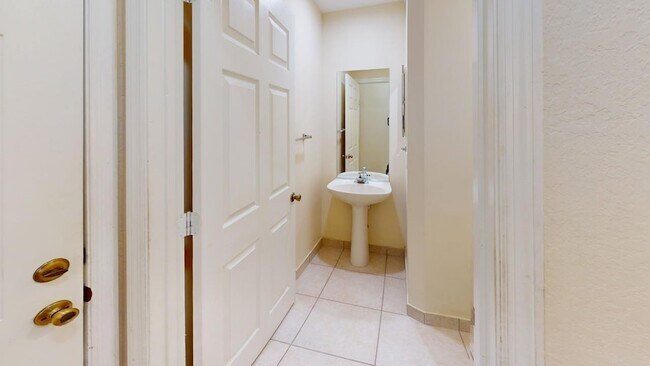 Building Photo - 5773 NW 119th Terrace