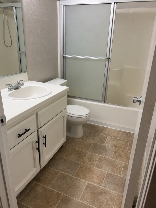 Building Photo - 2705 Villalovos Ct