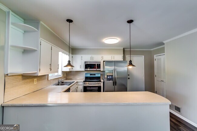 Building Photo - 4342 Riverwood Cir