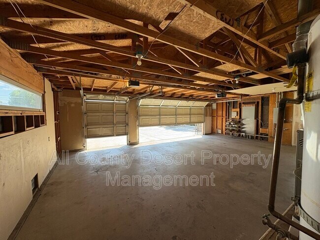 Building Photo - 78823 Ave 42