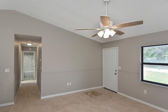 Building Photo - 2374 Dorsey Dr