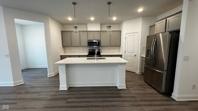 Building Photo - 5743 W 750 N