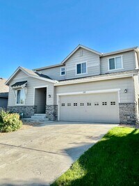 Building Photo - Spacious 4B/4B with Finished Basement Now Available in Lafayette! Great Location!