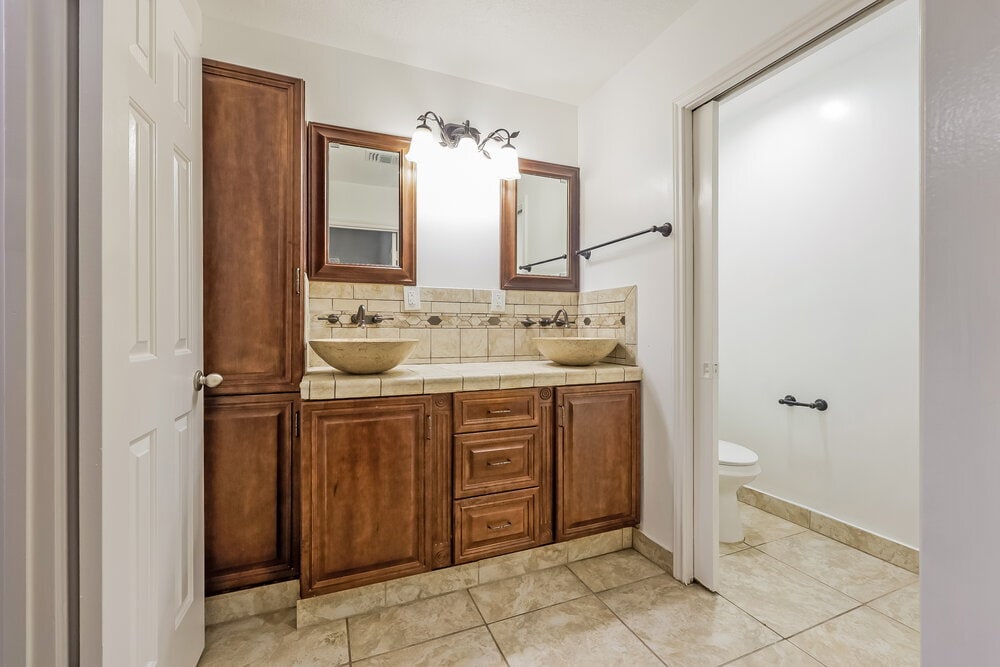 Building Photo - 18718 Timber Trace Dr