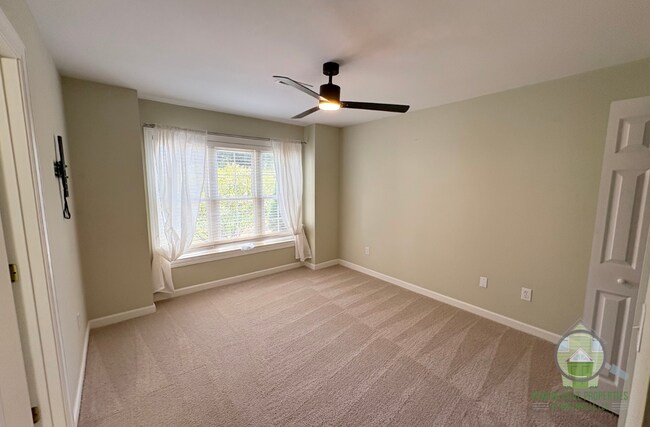 Building Photo - 403 Mossy Ledge Ln