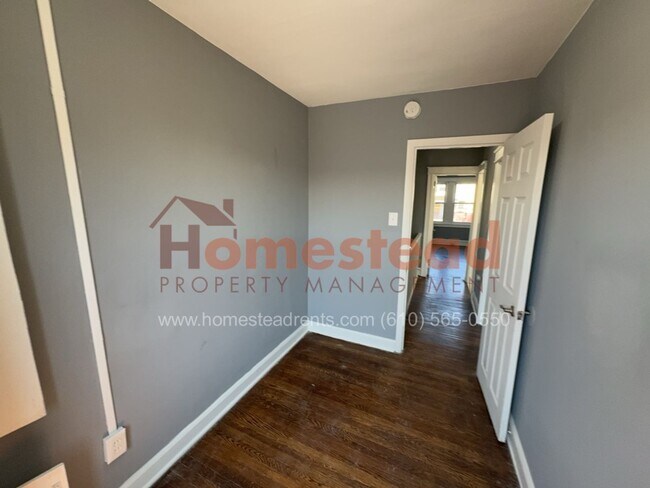 Building Photo - 7064 Clover Ln