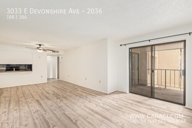 Building Photo - 3033 E Devonshire Ave