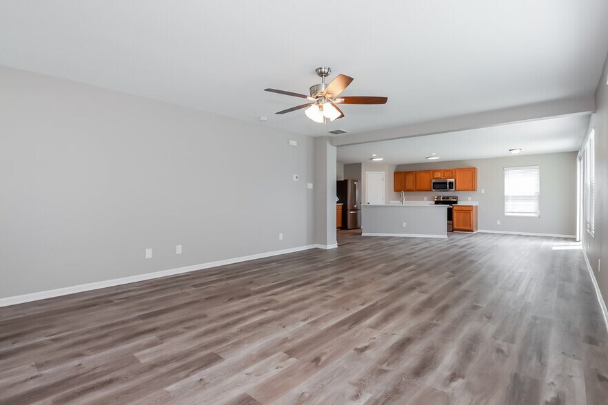 Building Photo - 316 Ranlo Ave