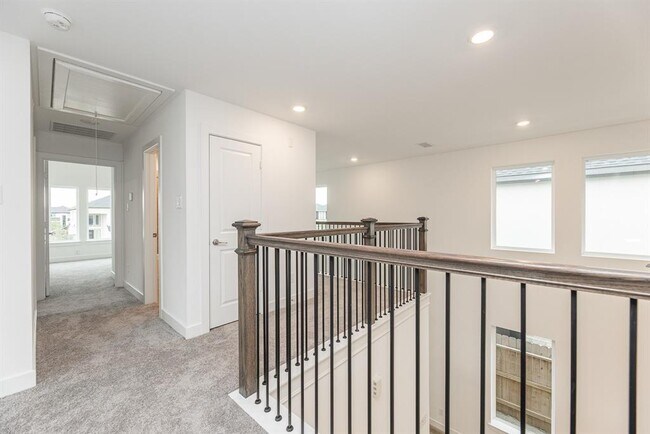 Building Photo - 21659 Lampeter River Ln