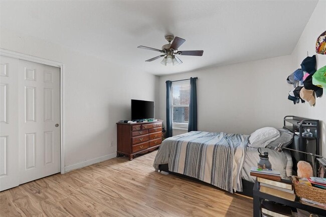 Building Photo - 208 Banner Ave