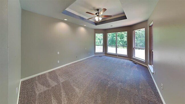 Building Photo - 741 Fox Bend Trail