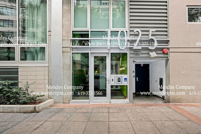 Building Photo - 1025 Island Ave