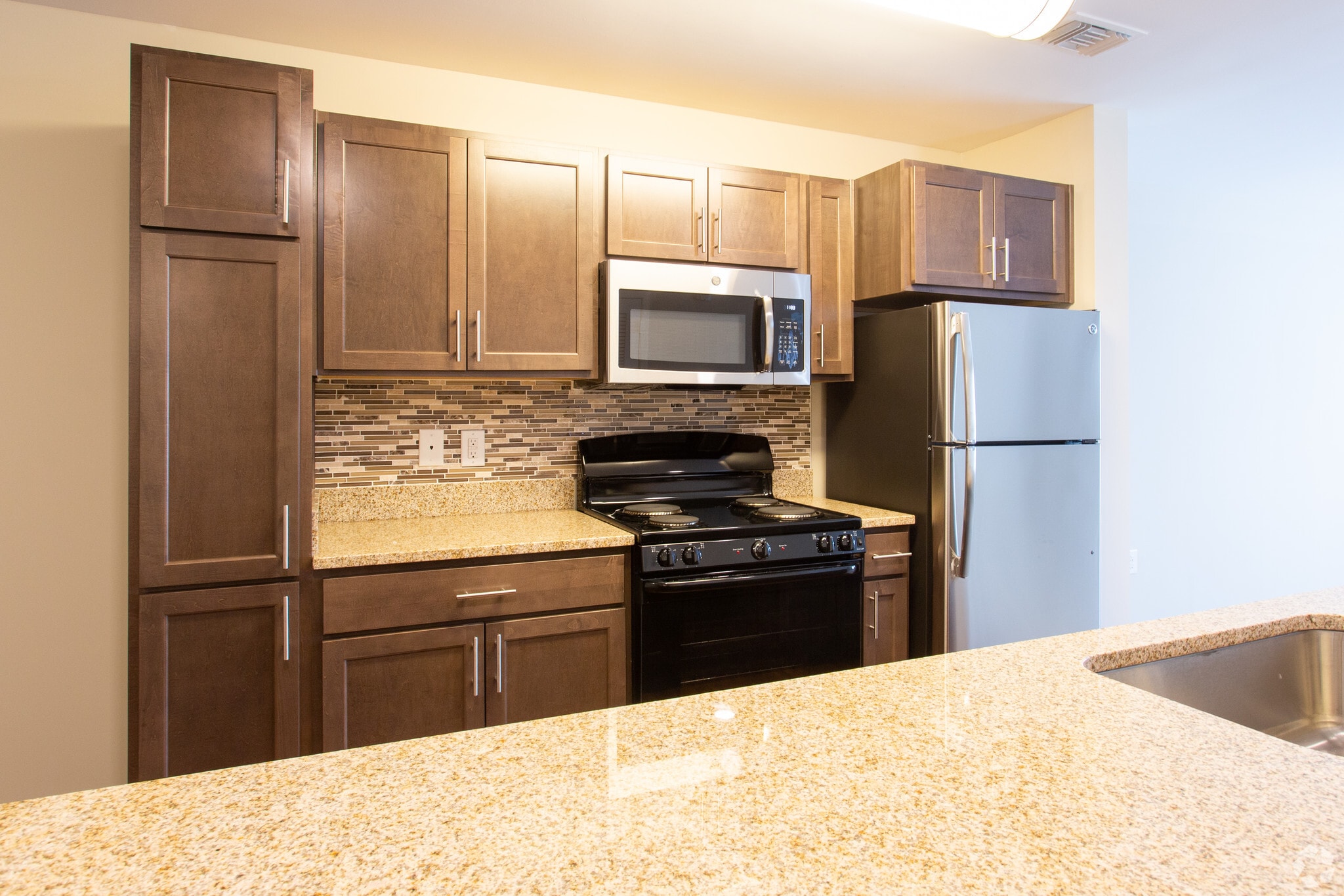 2BR, 1.5BA - 1037 - Arbors at Shoulders Hill