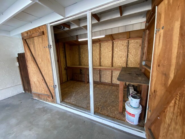 Building Photo - Completely Remodeled 3 Bedroom Cypress Hou...