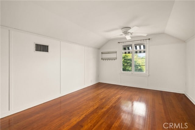 Building Photo - 411 N Vega St