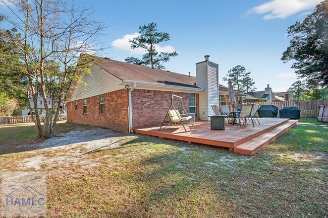 Building Photo - 606 Windhaven Dr