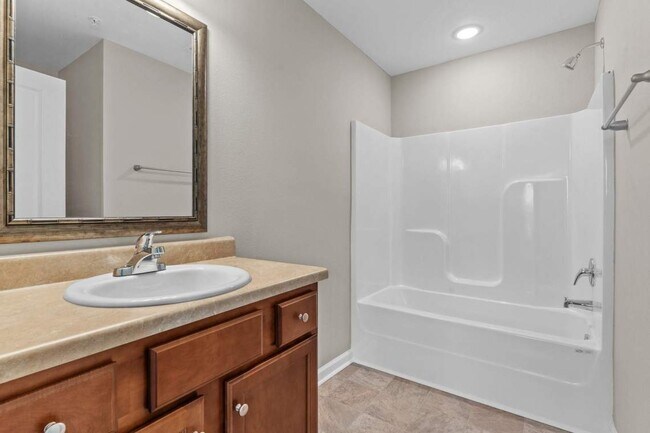 Building Photo - 2243 Del Carmel Way