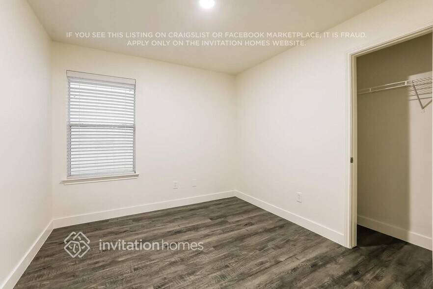 Building Photo - 16102 Majestic Glen Ln