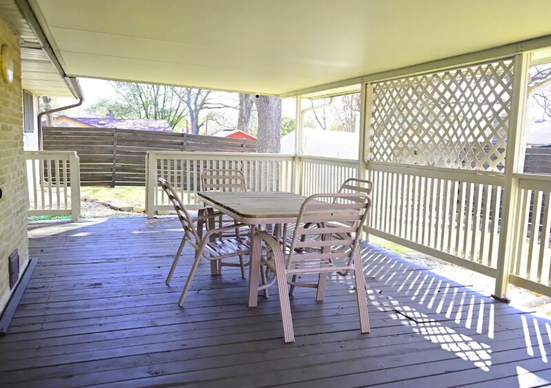 Building Photo - 611 Balboa Dr