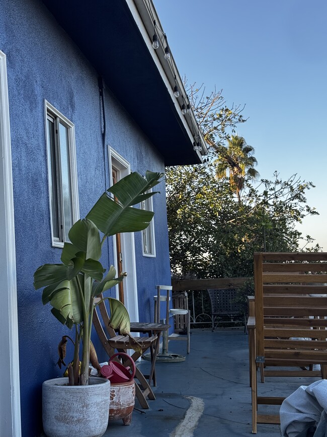 Building Photo - 1461 Carroll Ave