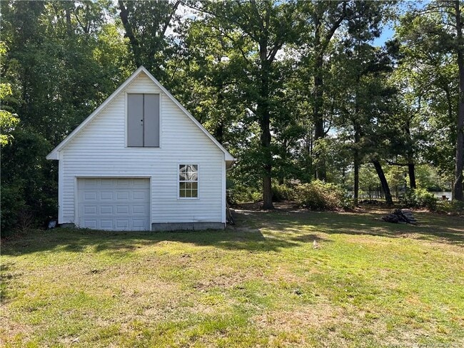 Building Photo - 422 Lansdowne Rd