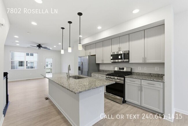 Building Photo - 7802 Rosella Ln