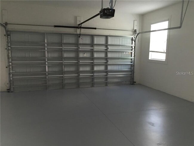 Building Photo - 13048 Garridan Ave
