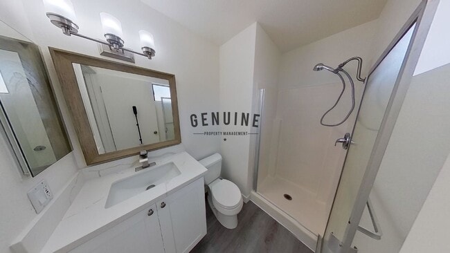 Building Photo - 2 Story 2Bd 2Ba Condo w/Vaulted Ceilings a...