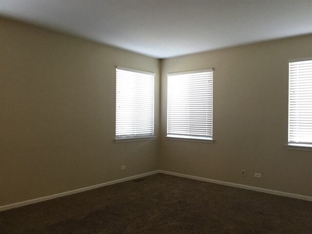 Building Photo - 25314 Pastoral Dr