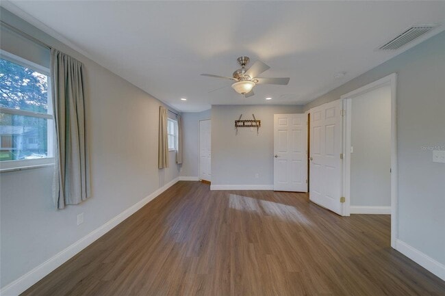 Building Photo - 3/2 home - Renovated in Dunedin