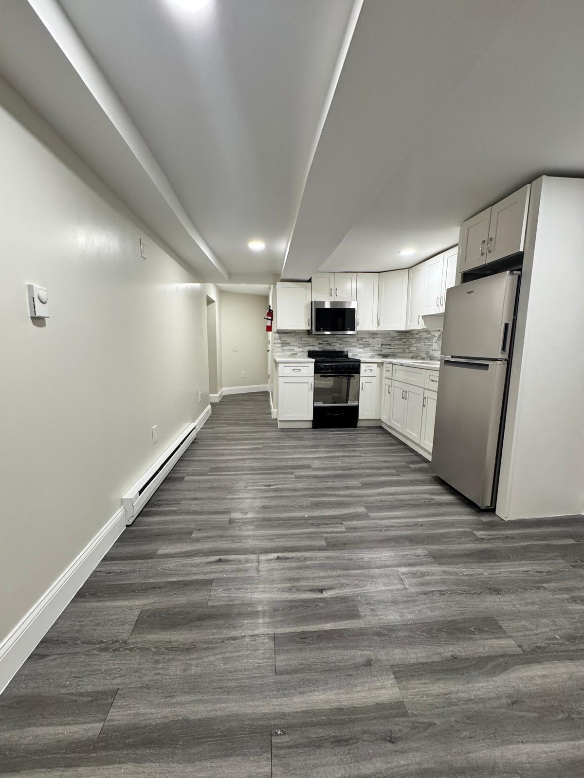 Building Photo - 222 S 8th St