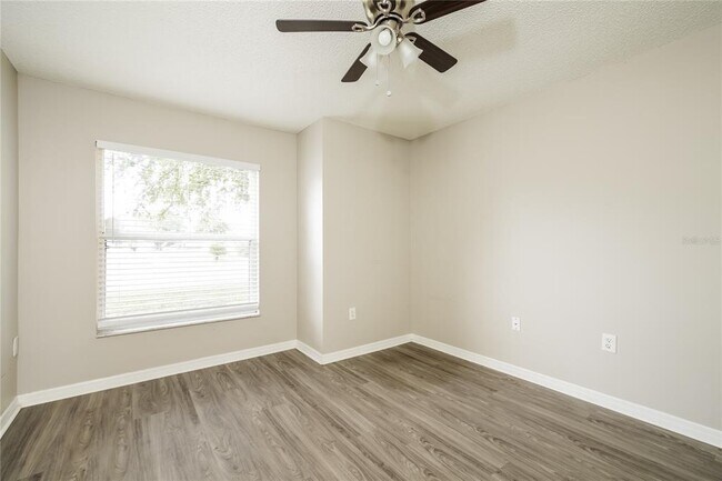 Building Photo - 2478 Pine Chase Cir