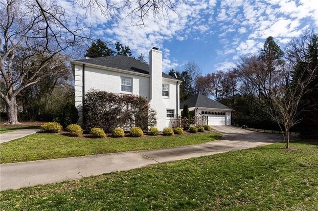 Building Photo - 2127 Edenton Rd