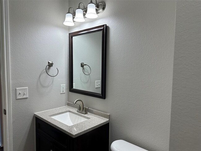 Building Photo - 4514 Quail Run Rd