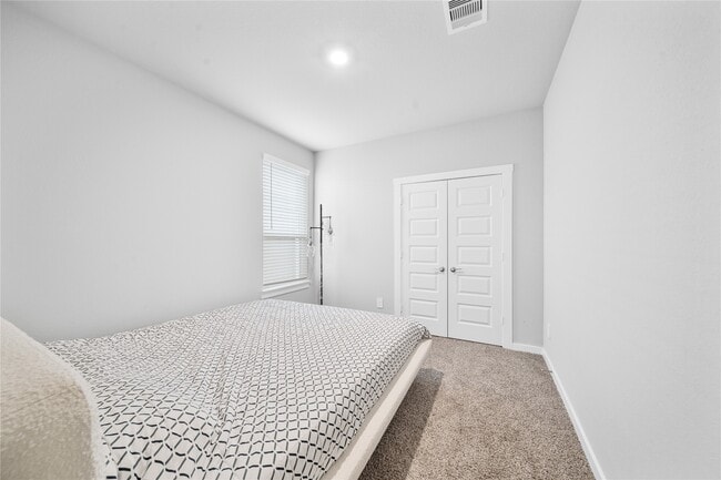 Building Photo - 28447 Halle Ray Dr