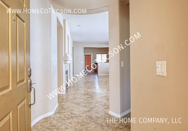 Building Photo - 1096 W Versilia Dr