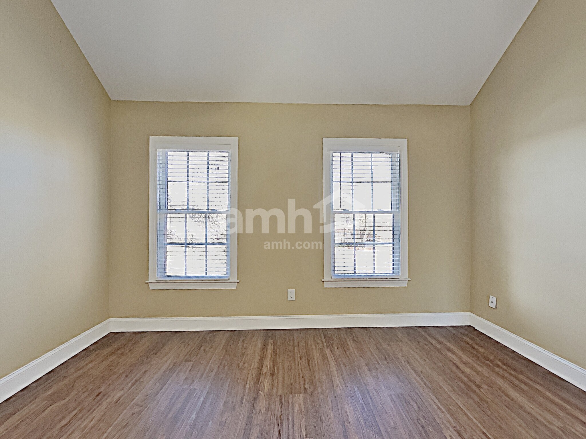 Building Photo - 2710 Marilyn Ct