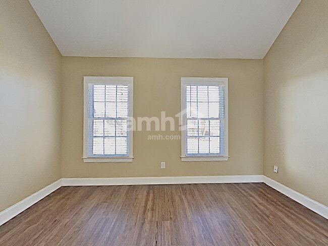 Building Photo - 2710 Marilyn Ct