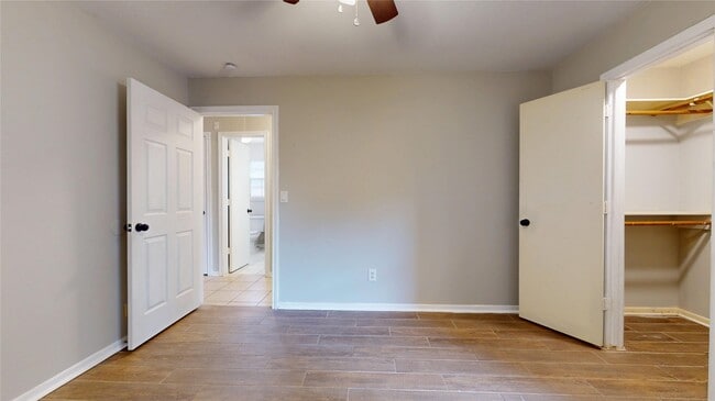 Building Photo - 5127 Girnigoe Dr