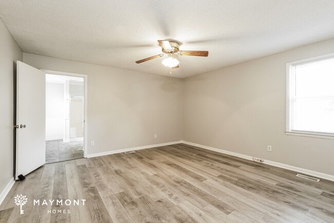 Building Photo - 111 Morehead Ct