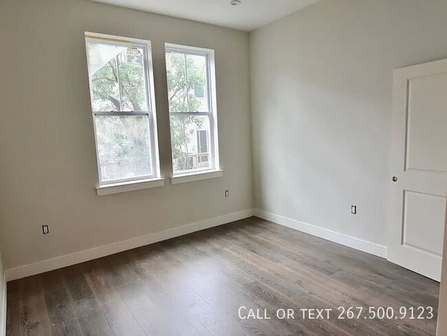 Building Photo - 1229 N Franklin St