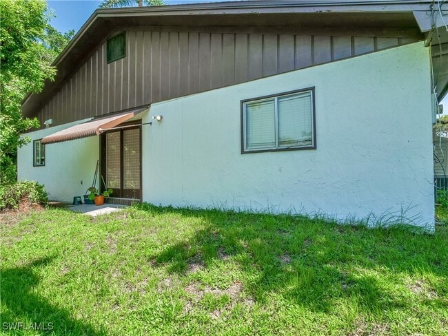 Building Photo - 1536 Alhambra Dr