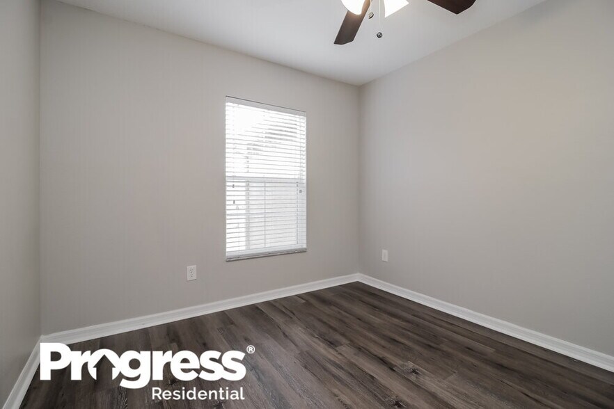 Building Photo - 4494 Maidenhair Cove