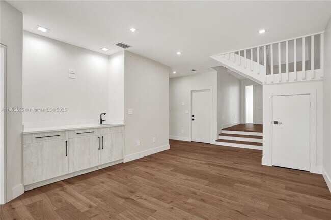 Building Photo - 21382 Marina Cove Cir