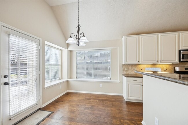 Building Photo - 11819 Amyford Bend